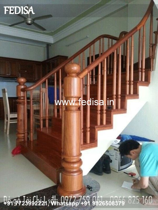 Classic Staircase Window Design Exterior Staircase Window Design Exterior Best Stair Railing Design
