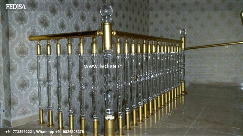 Classic Stairs In Living Room Stair Area Design Center Staircase House Plans