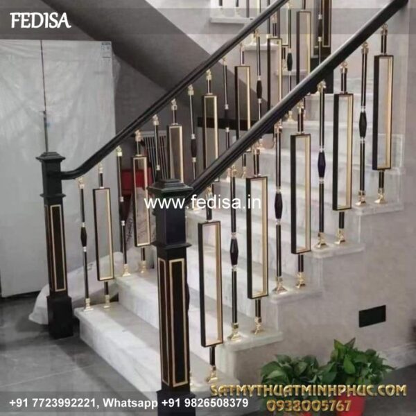 Classic Double Molding Marble Stairs Floor Plans With Stairs In Middle Of House Chhat Steel Railing Design