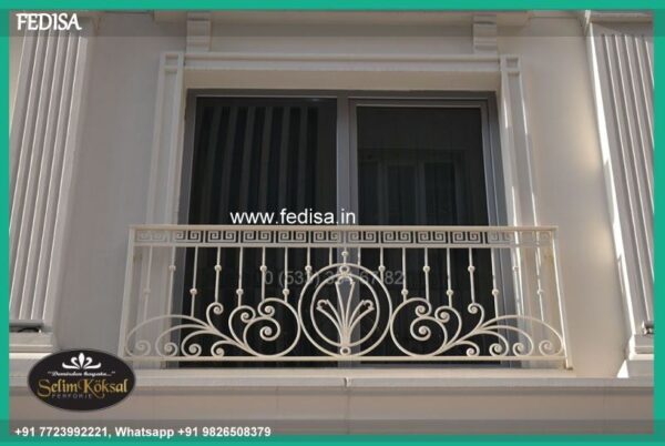 Classic Stairs For Small House Small House With Stairs Inside Design On Stairs
