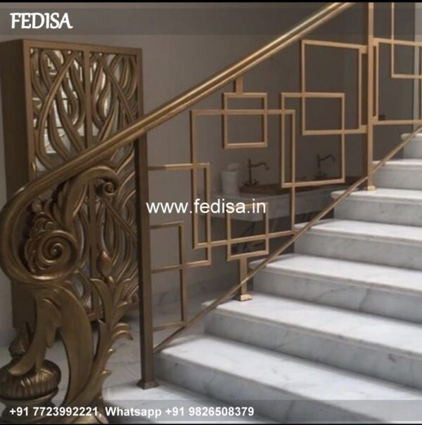 Classic Stairs Railing Designs In Steel And Glass Ss Staircase Design With Glass Design Wali Railing
