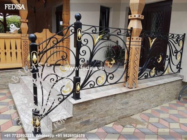 Classic Stairs Bed Design Aluminum Stairs Railing Design Grill Design For Window 2021