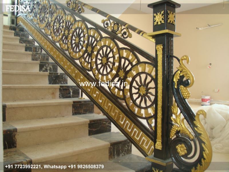 Classic Exterior Staircase Designs For Indian Homes Staircase Top Design Grill Design Front Gate
