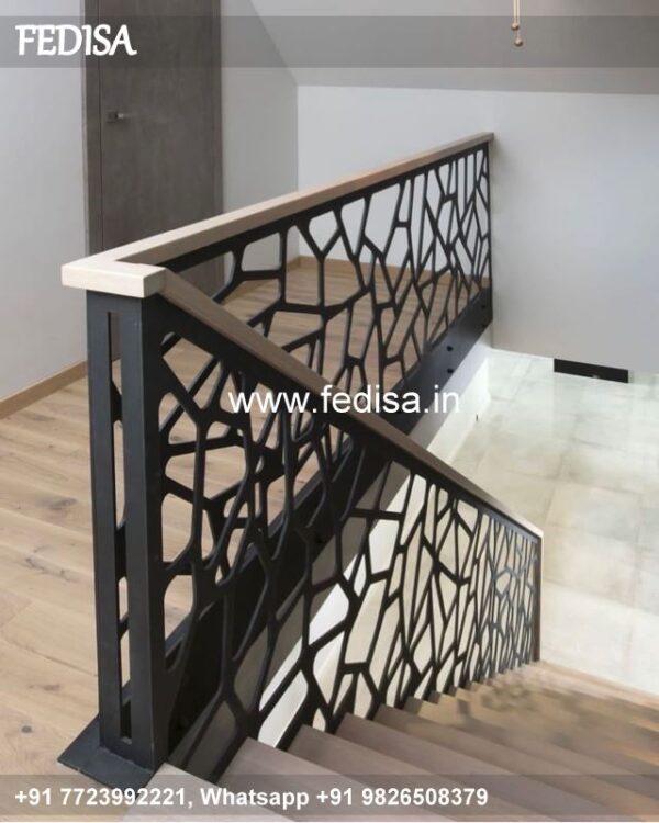 Luxury Sidhi Design For Home Iron Spiral Staircase Design Grills Design For Awning Window