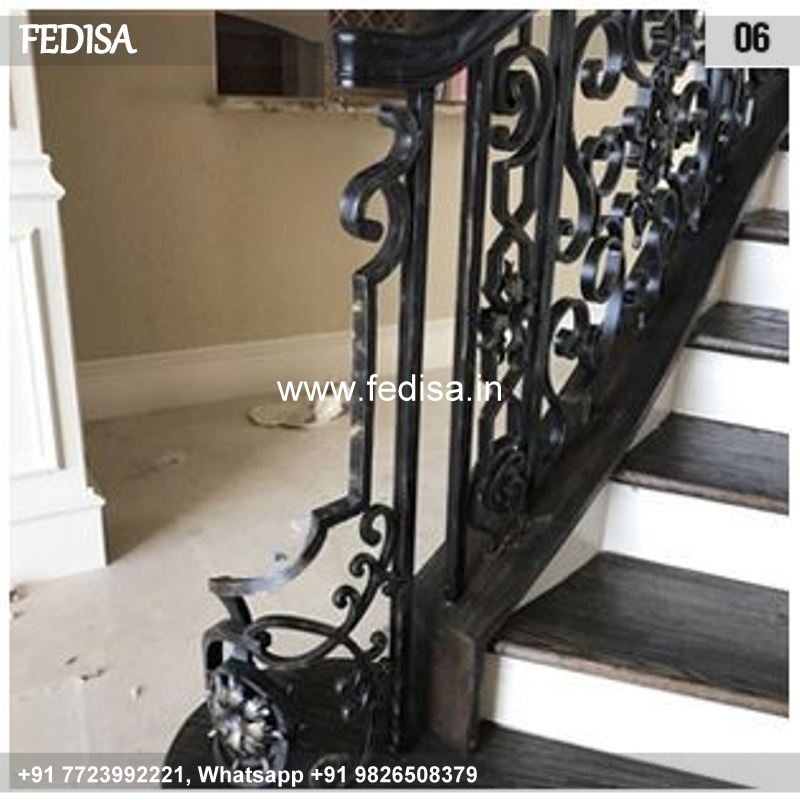 Classic Straight Stairs Design Staircase Ss Design Half Grill Door Design