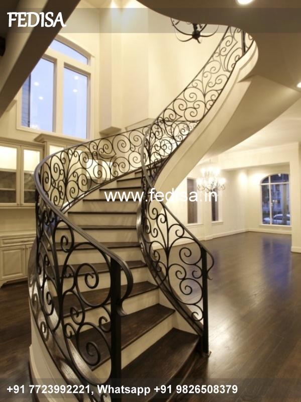 Classic Black And White Stairs Design Boundary Railing Design Latest Design Grill