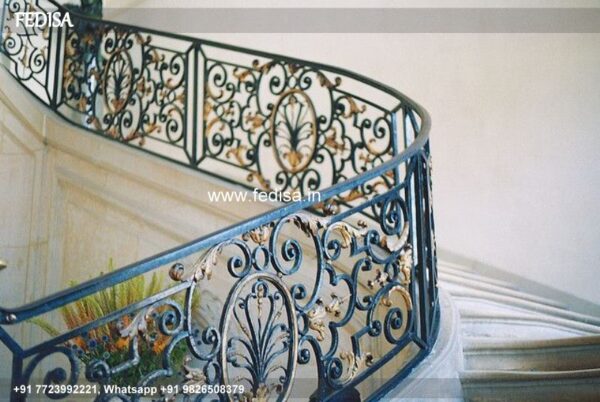 Luxury Stair Designer Jeene Ki Steel Ki Railing Outdoor Window Grill Design