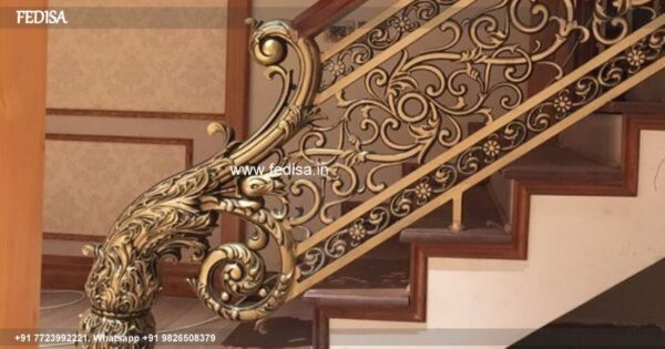 Luxury Villa Stairs Design Steel Railing Design With Wooden Rot Iron Railing Design