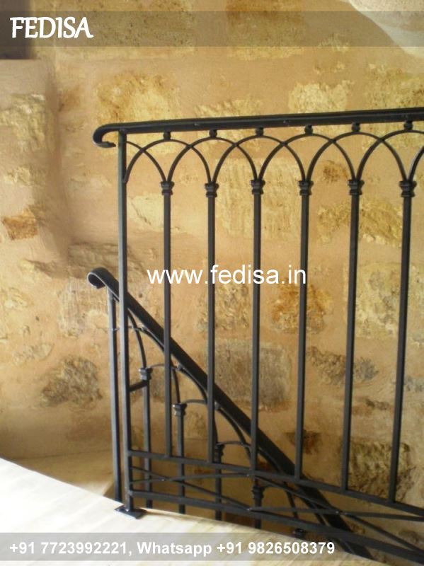 Luxury Outdoor Stairs Tiles Design Chhat Ke Upar Ki Railing Ki Design Terrace Grills Design Tubular