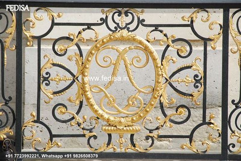 Classic Black And White Stairs Design Minimalist Handrail Design Timber Staircase Design