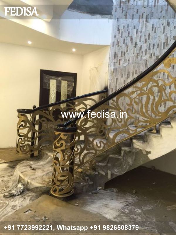 Classic Main Door Stairs Design Home Grill Color Barja Railing Design