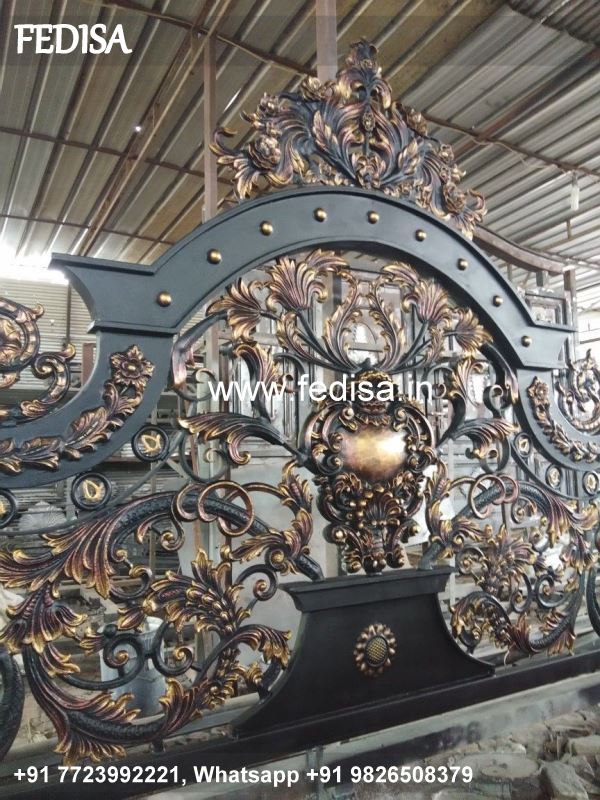 Classic Exterior Staircase Designs For Indian Homes Loha Khidki Ka Design Inner Staircase Design