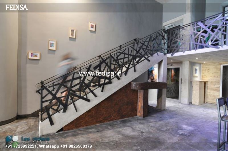 Classic Roof Stairs Design Decorative Grill Design Modern Window Grill Color