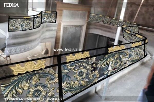 Luxury Steep Stairs Design Steel Grill Design Door New Gate Grill Design