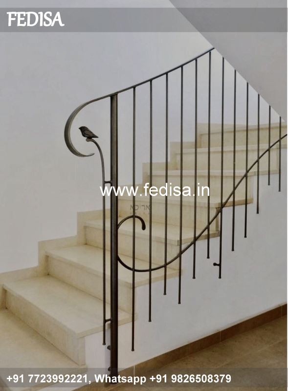 Luxury Staircase Bottom Design Aluminum Grill Gate Pvc Railing Design