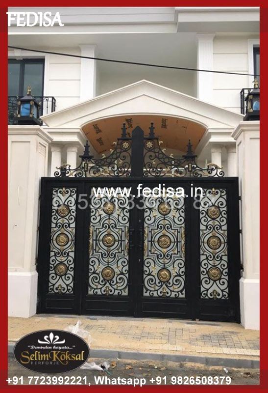Classic Stairs In Living Room Grill Gate Design Color Steel Master Pillar  Design