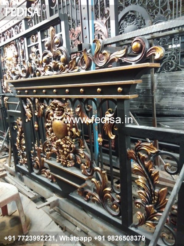 Classic Curved Staircase Design Low Weight Grill Design Steel Pipe Railing Design