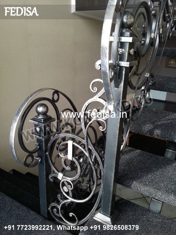 Luxury Stair Room Roof Design Steel Ke Gate Grill Cantilever Staircase Design