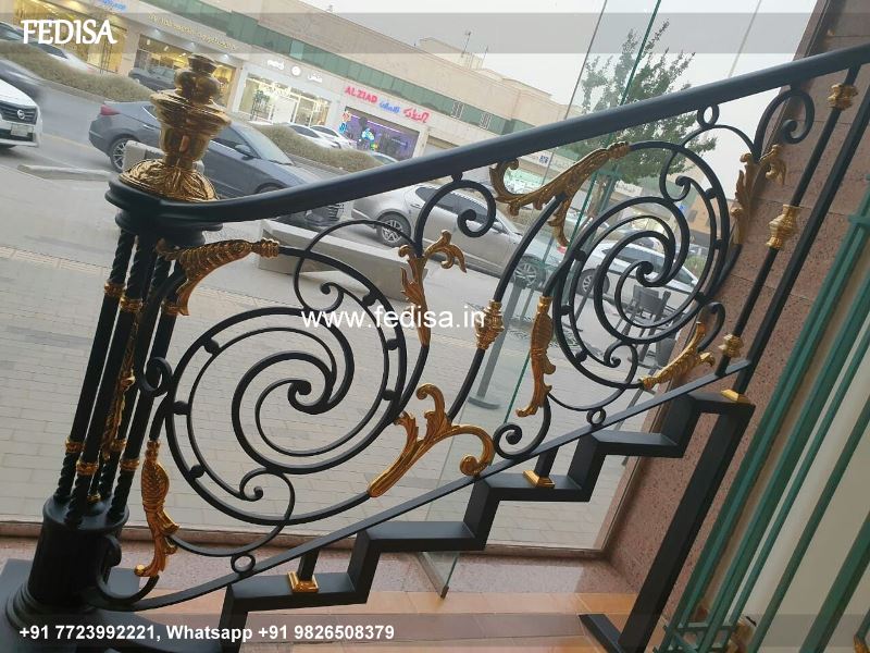 Luxury Floating Stairs Design Half Grill Gate Design Exterior Concrete Stairs Design