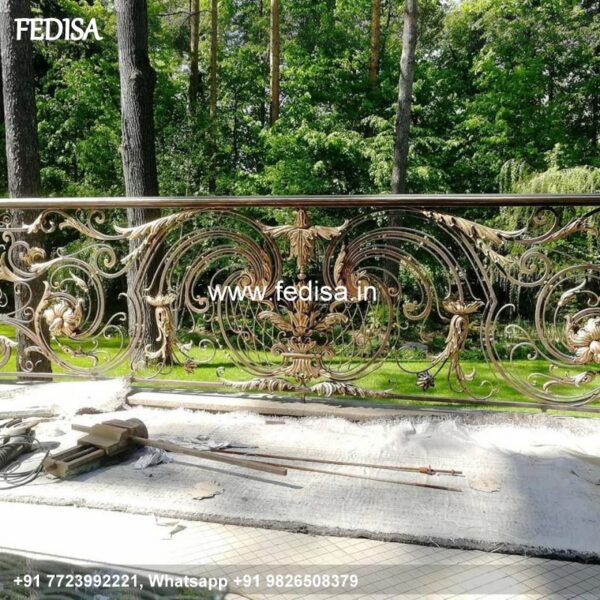 Classic House Stairs Design Outside Pipe Railing For Stairs Fire Exit Stairs Design
