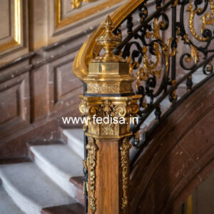 Stylish Ghar Balcony Design With Railings No-32289