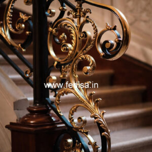 Stylish Balcony Decor With Railings No-33006