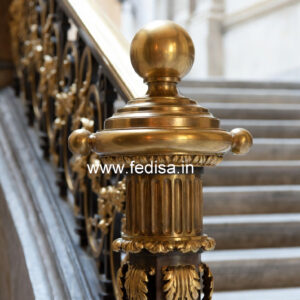 Modern Balcony Design With Railings No-34842