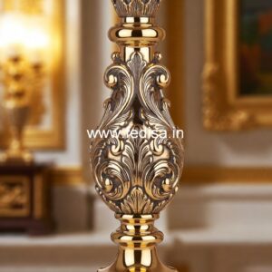 Modern Balcony Design With Stylish Railings No-37721