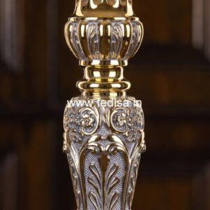 Modern Balcony Design With Stylish Steel Railings No-38519