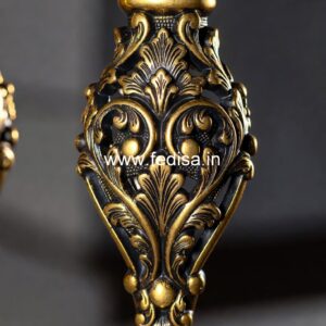 Modern Balcony Design With Stylish Railings No-40387