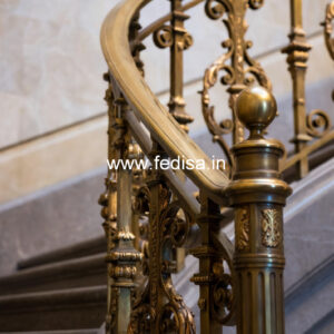Best Balcony Design With Railing No-30659