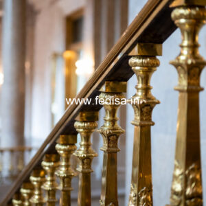 Modern Balcony Railing Ideas With Glass Panels No-30876