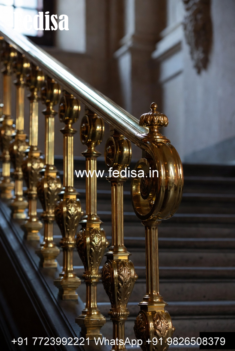 Ghar Ke Liye Stylish Balcony Design No-31356