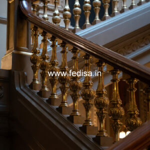 Modern Staircase Design With Stylish Railings India No-31418