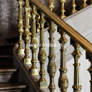 Modern Balcony Design With Stylish Railings India No-31430