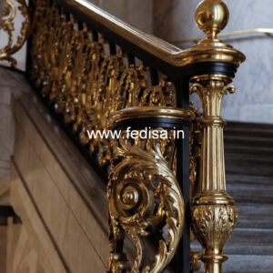 Elegant Balcony Design Ideas With Railings No-31580