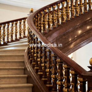 Modern Balcony Design With Stylish Railings No-27527