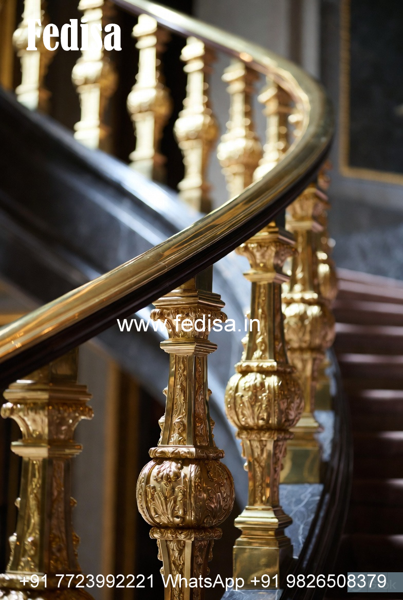 Creative Balcony Decor With Railings No-21464