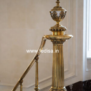 Stylish Ghar Balcony Design With Railings No-22095