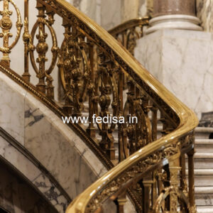 Modern Balcony Design With Glass Railings No-23735