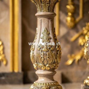 Luxury Home Staircase Design With Balusters