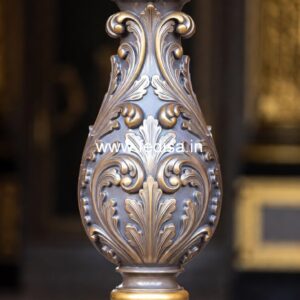 Custom Made Luxury Balusters Wood Railing With White Spindles