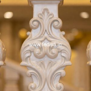 Luxury Home Staircase Design With Balusters